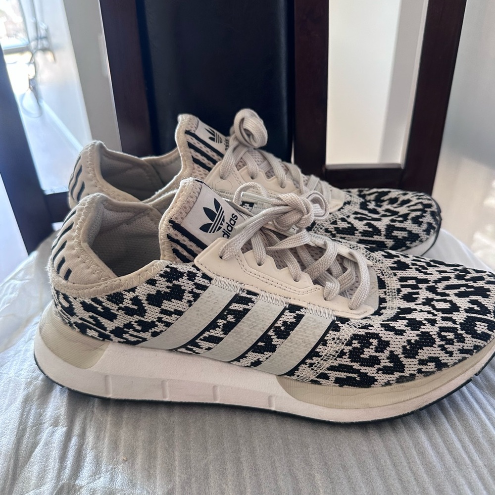 Adidas Women’s Adidas Swift Run X 'Animal Print